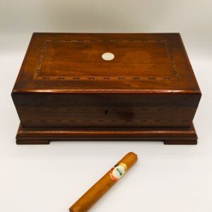 Humidor No. 02